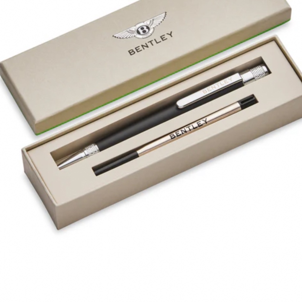 Meet your Posher, W.T.H